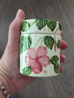 Hibiscus Trinket Dish With Lid